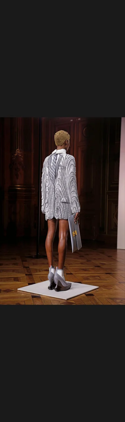 Look 50